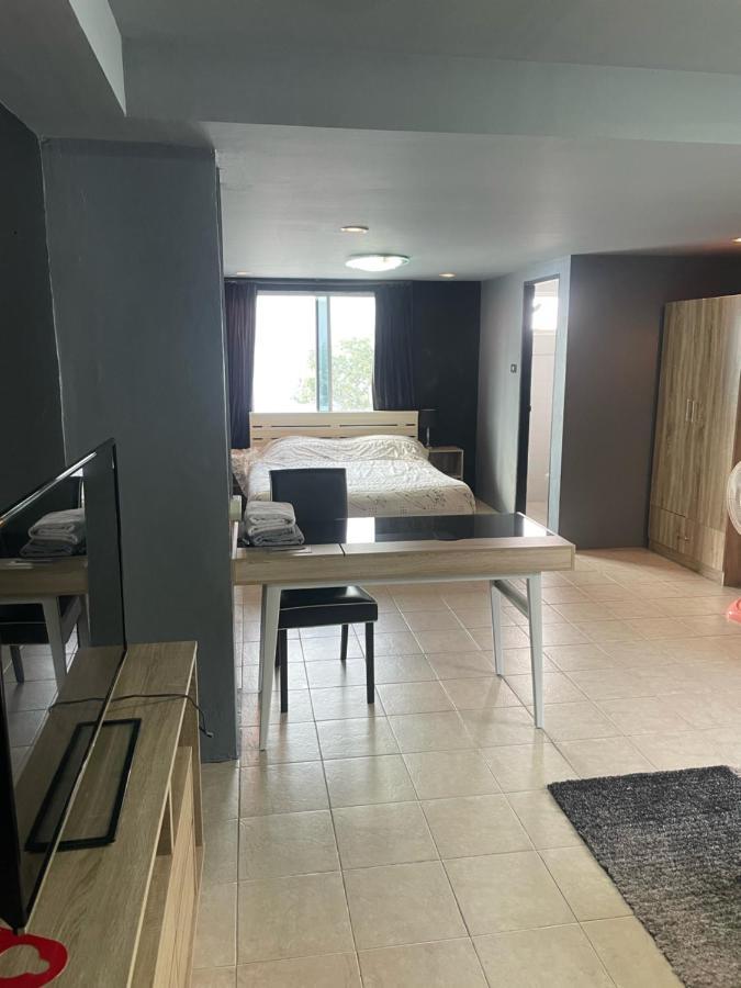 פאטאיה Happy Apple Guesthouse מראה חיצוני תמונה